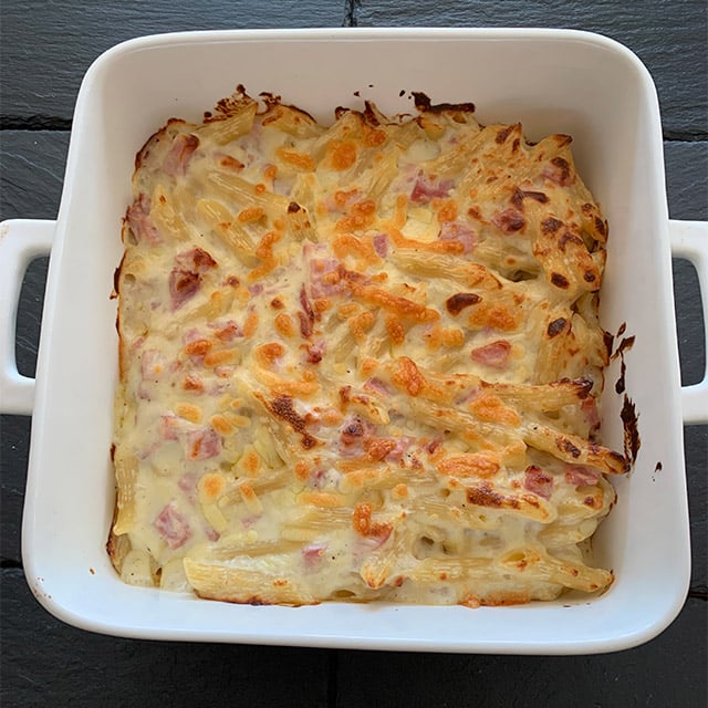 ham-and-cheese-pasta-bake640x640.jpg