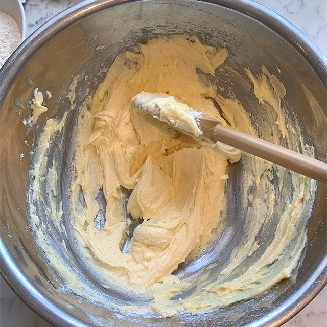 creamed-butter-and-sugar-640x640.jpg