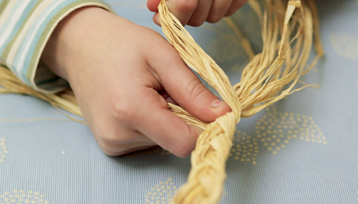 How To MAke Easter Baskets 2